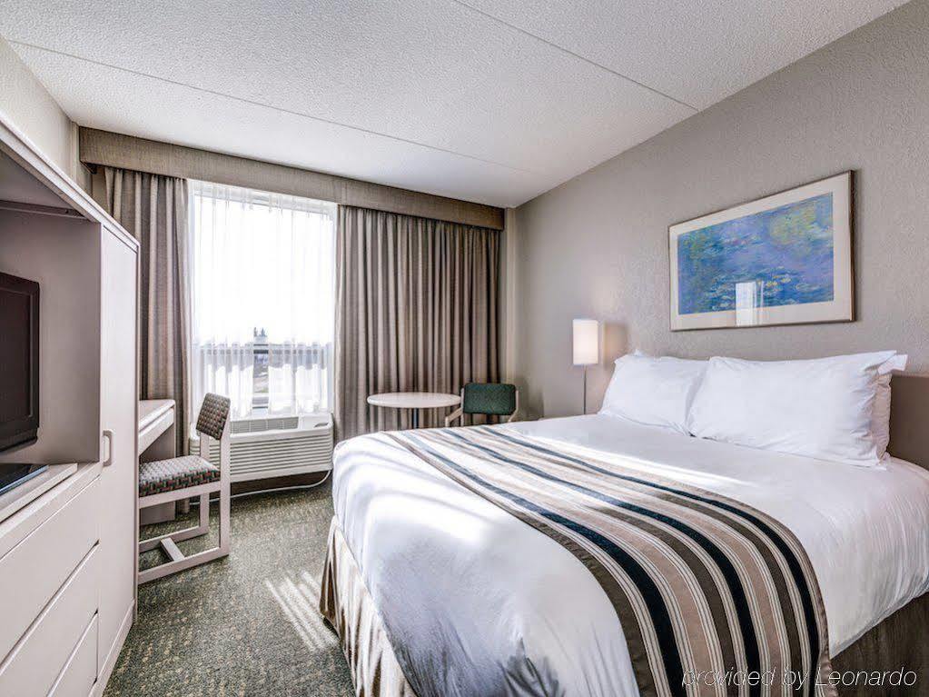Heritage Inn Hotel & Convention Centre - Saskatoon Exteriör bild